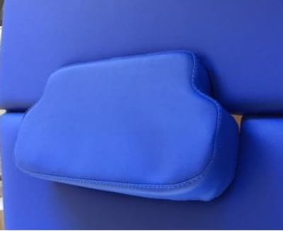 Възглавница за запълване на отвора между секция крака и седалка за гинекологичен стол