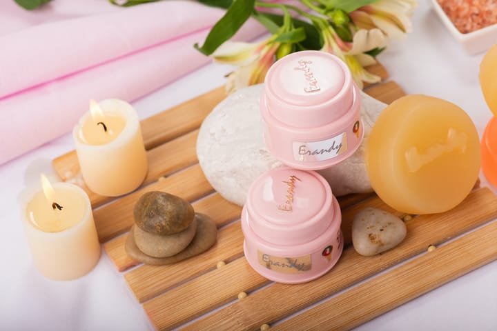 cosmetic studio