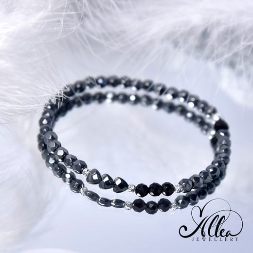 гривна ХЕЛАЯ