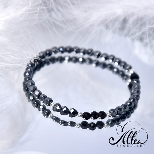 Гривна ХЕЛАЯ