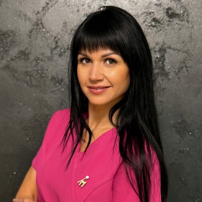  Д-р Ивалина Сидова