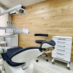 интериор и екстериор на дентална книника Ави Дент