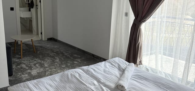 белите къщи отвъре