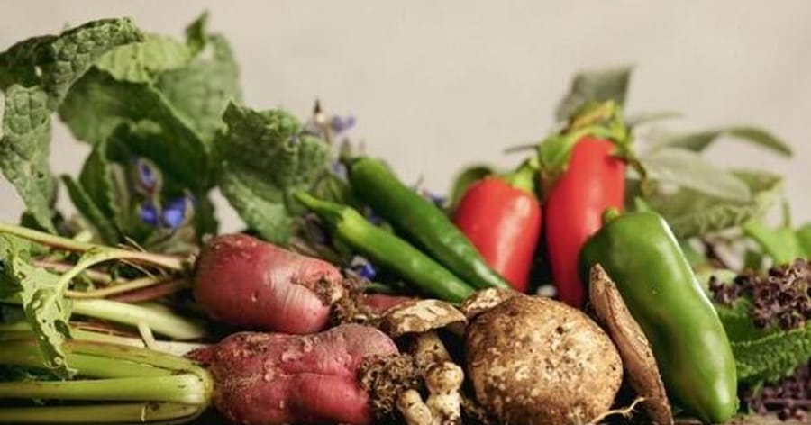 Защо е препоръчително да ядем сурови зеленчуци?