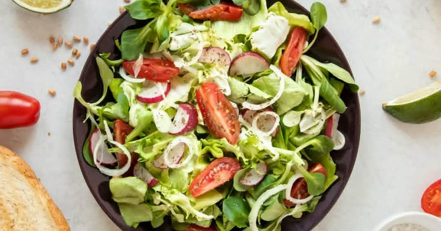 Как да си направите салата, която НЕ подува