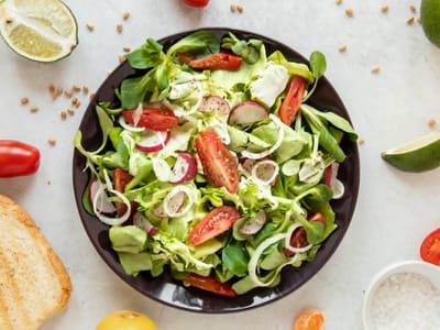 Как да си направите салата, която НЕ подува