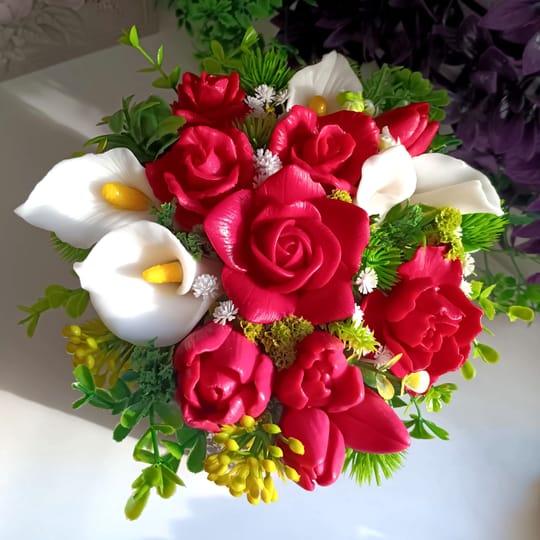 Ароматен букет "Червено усещане"