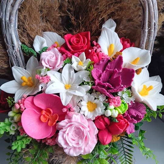 Букет от сапун в кошница сърце 