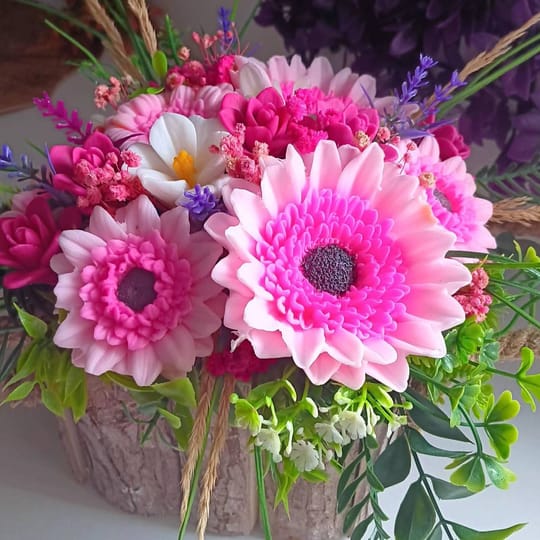 Ароматен букет от Глицеринов сапун "Гербер"