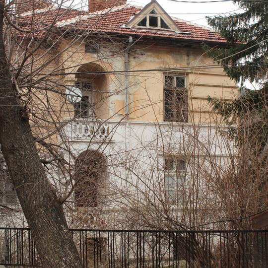 Богданова къща