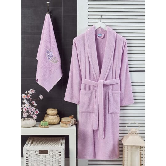Луксозен подаръчен комплект халат с хавлия