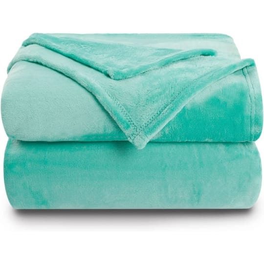 Пухкаво одеяло в аква 150/210