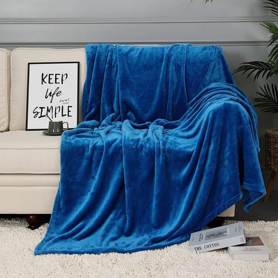 Пухкаво одеяло в синьо 150/210