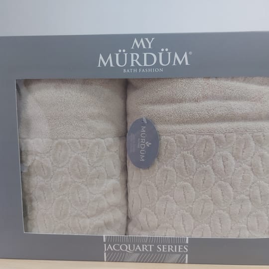 Сет 2 броя кърпи в подаръчна кутия - 50/90 и 70/140 