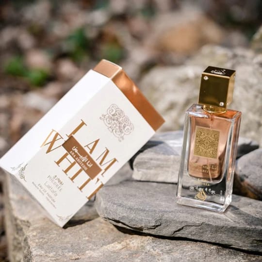 Lattafa Parfum Ana Abiyedh Poudree Eau de Parfum 60ml