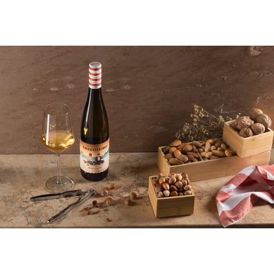 Пенливо вино Crestissimo Moscato идващ от сорта Moscatel de Alejandria
