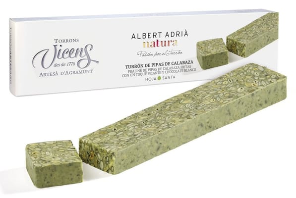 Опаковка турон Pipas de Calabaza с тиквени семки и бял шоколад, 150 г