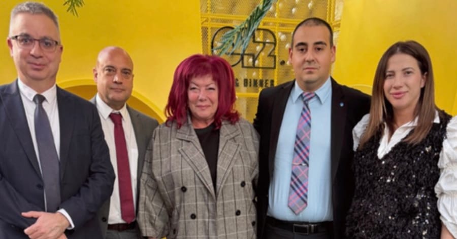 Изказваме своята дълбока благодарност към екипа на ОББ 