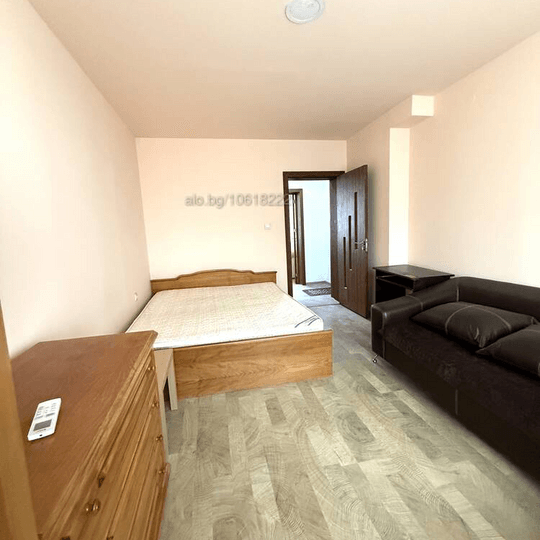 Предлагаме 1+к апартамент до Пето основно училище