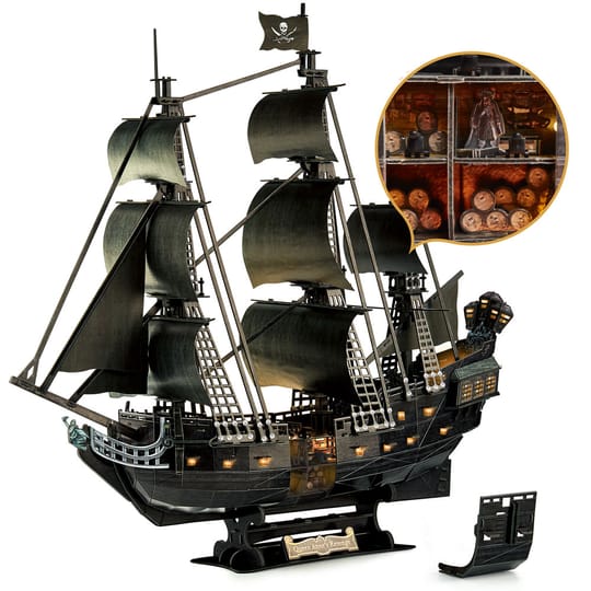 CubicFun Пъзел 3D Queen Anne's Revenge 293ч. с LED светлини
