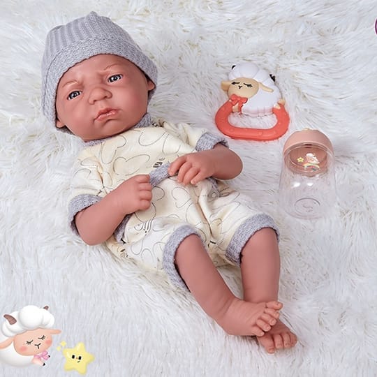 OCIE Baby Doll Реалистично бебе с пухкаво чувалче и сива шапка