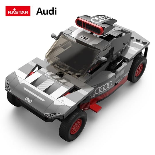 RASTAR Кола Audi RS Q e-tron Bricks за сглобяване 1:30