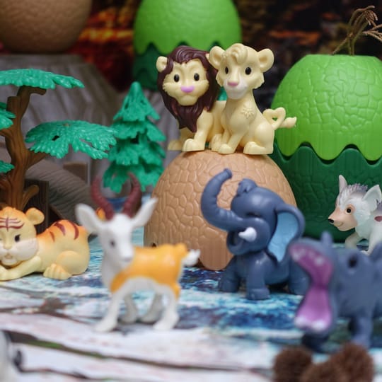 SAFARI ANIMALS Животно в яйце