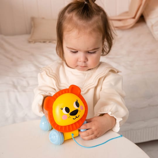 Kids Hits Лъвче с Връвчица