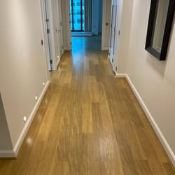 Laminate in hallway 