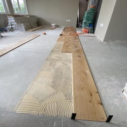 glue-down installation engineered floor