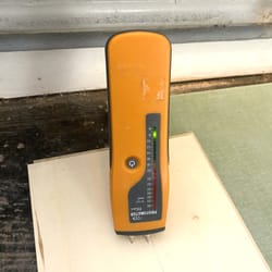 check moisture solid wood floor