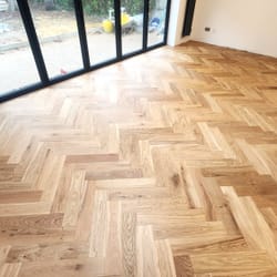 solid floor herringbone pattern