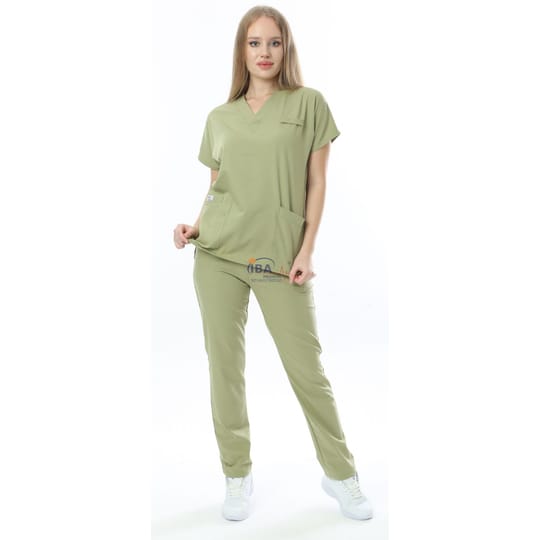 бадемовозелен