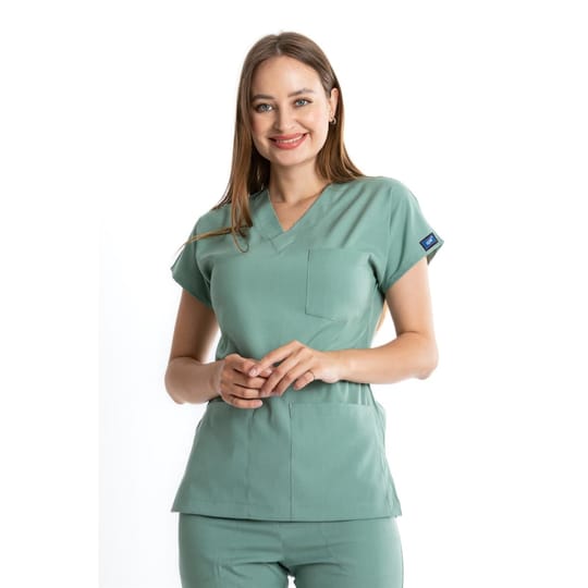 бадемовозелен