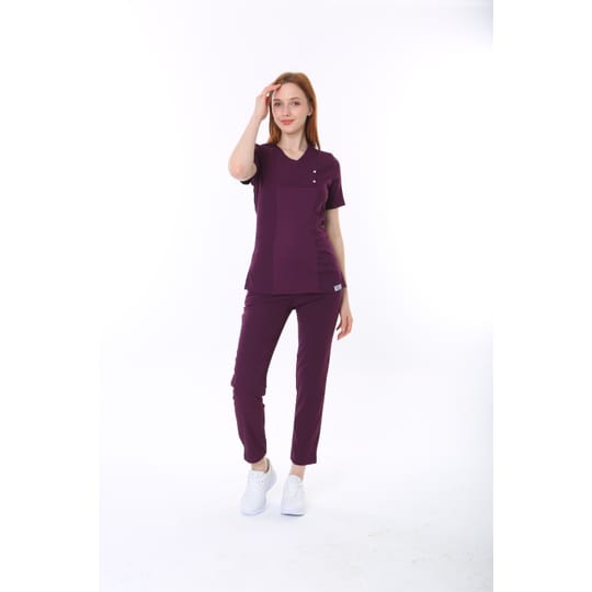 Тъмнолилав