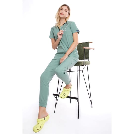 Медицински екип Jogger бадемовозелен