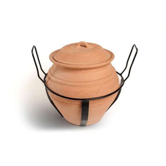 Славянски гювеч на стойка