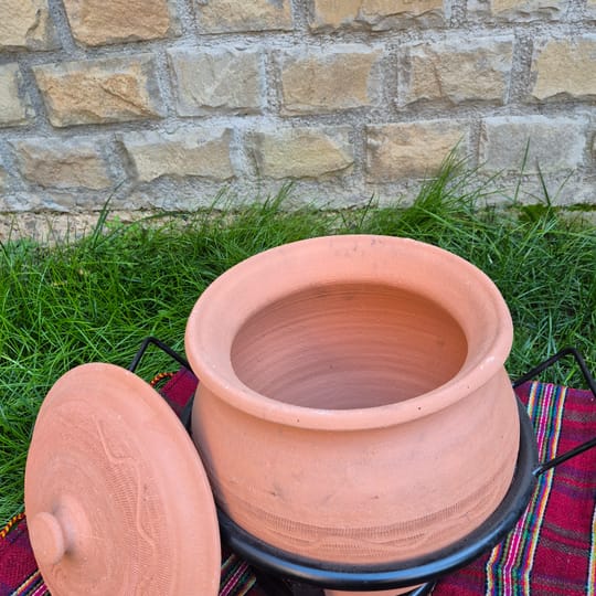 Гърнета на стойка