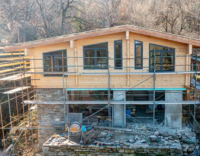 дървена къща в Габрово