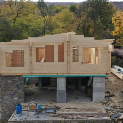 Дървена къша