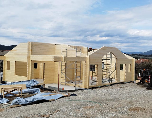 къща Добринище