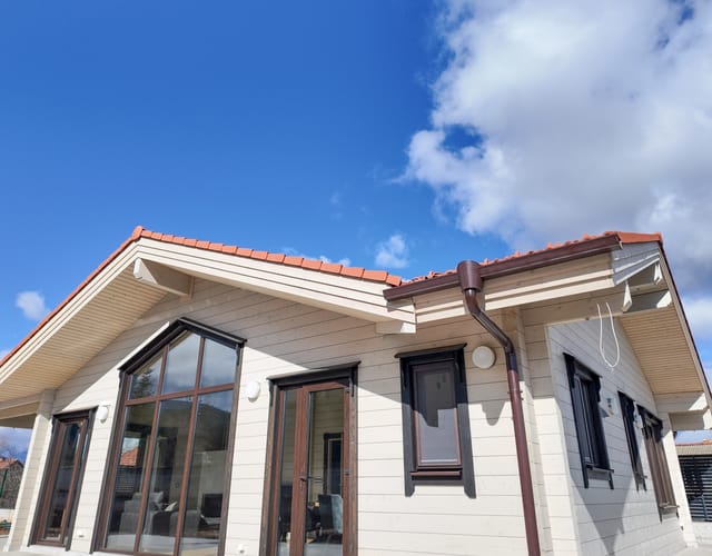 къща Добринище