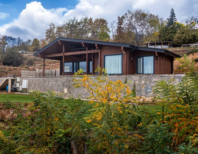 дървена къща