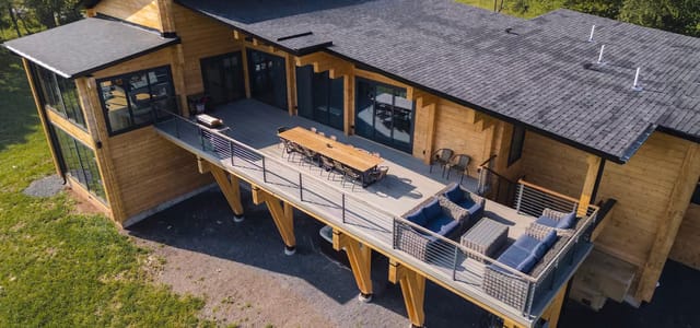 дървена къща