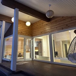 Дървена къша