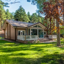 Дървена къша