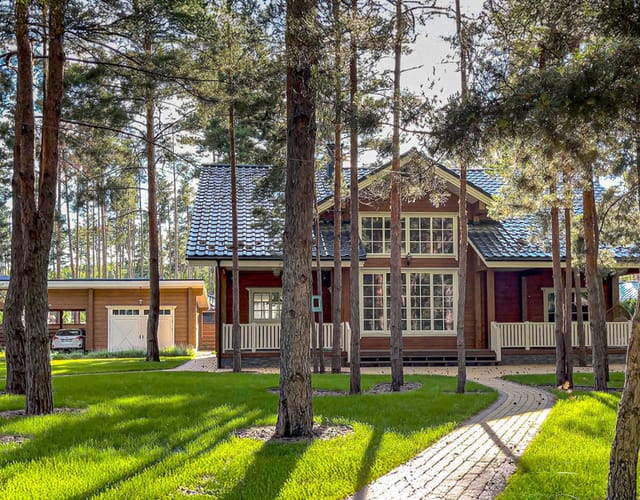 дървена къща