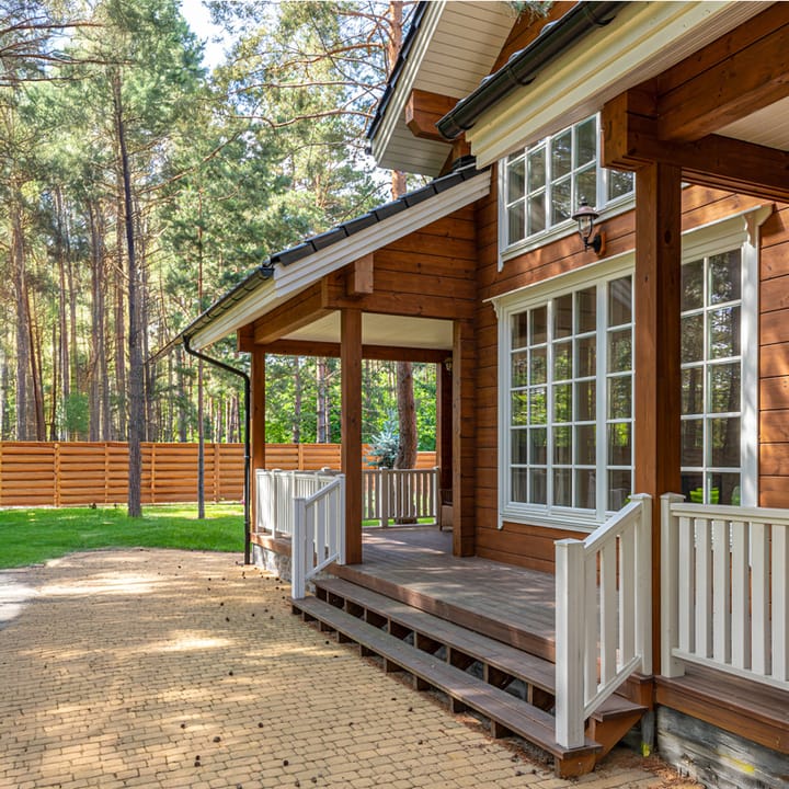 Дървена къща отвътре