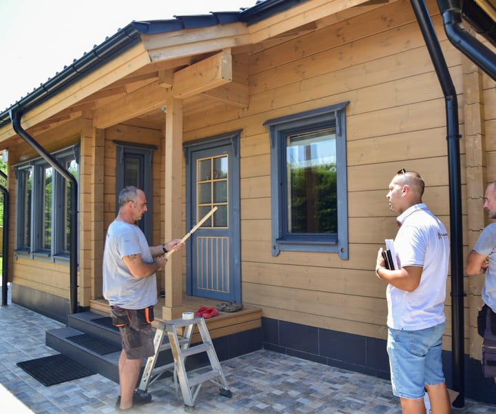 дървена къща