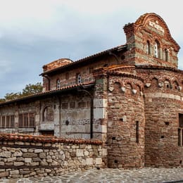 9. Църквата ”Св. Стефан”